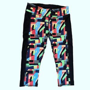 Sweaty Betty Multi Color Block Perforated Mid Rise Cropped Leggings Size XL